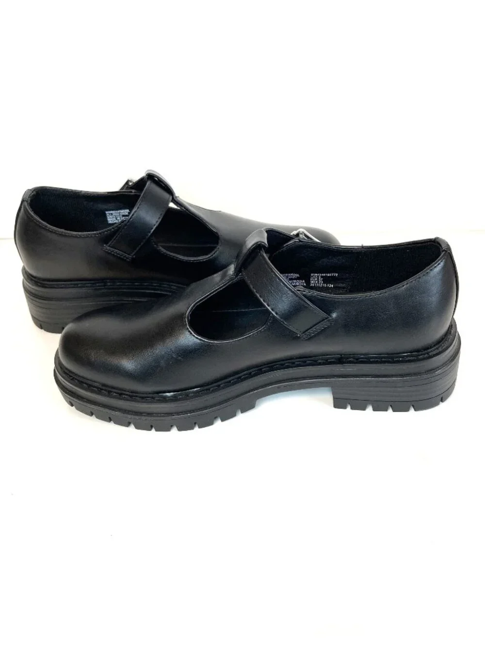 No Boundaries Black T-Strap Mary Janes Size 6